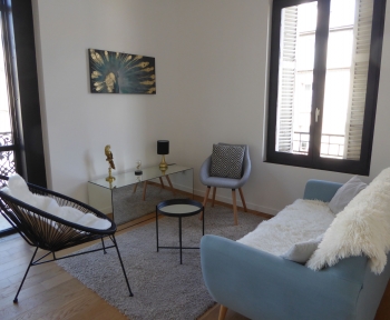 Location Appartement 3 pièces Rouen (76000) - Coeur centre ville Rue Jeanne d'Arc - 2 min à pied de la Gare 