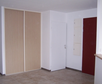 Location Maison 4 pièces Saint-Mard-sur-le-Mont (51330)