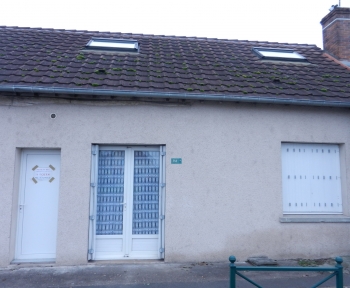 Location Maison 3 pièces Contres (41700) - Coeur de village