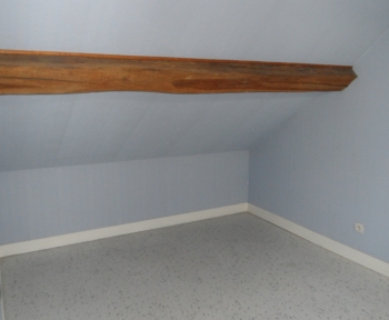 Location Maison 3 pièces Contres (41700) - Coeur de village