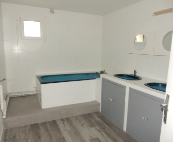 Location Maison 7 pièces Vouarces (51260) - village
