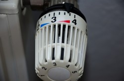 Pour économiser, sept Français sur 10 disent repousser l'allumage du chauffage
